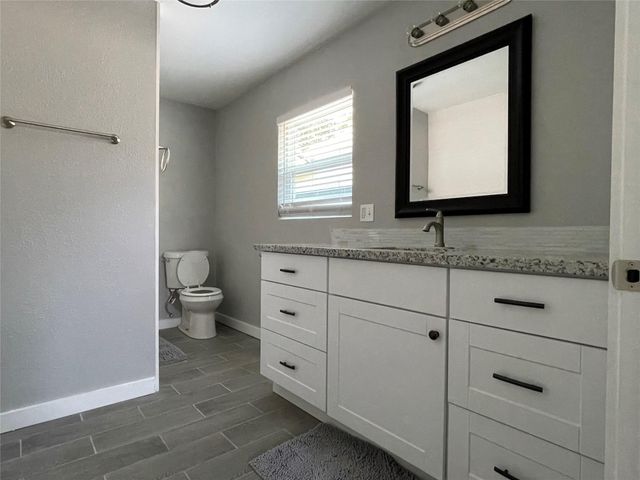 1701 40th Street, Galveston, TX 77550