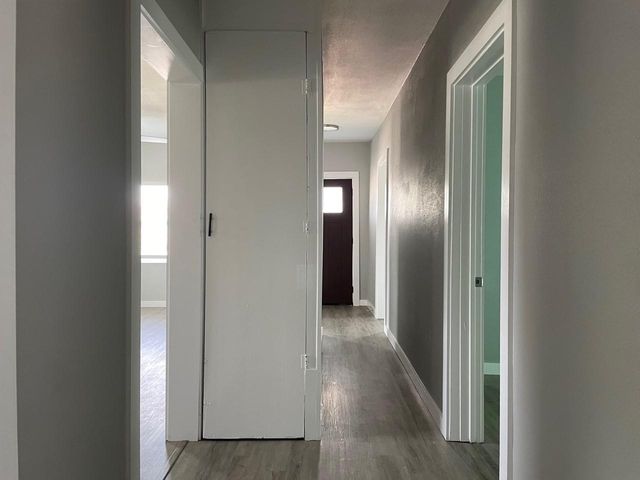 1701 40th Street, Galveston, TX 77550