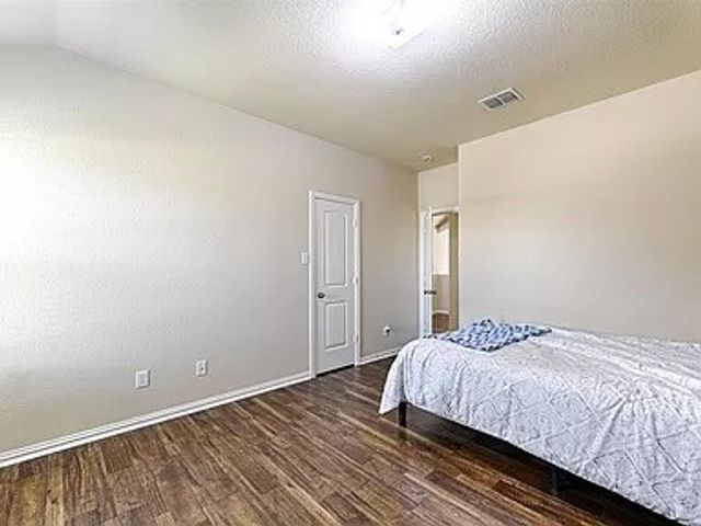 3517 Elm Grove Drive, Fort Worth, TX 76244