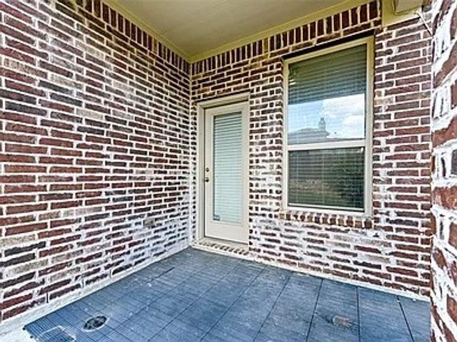 3517 Elm Grove Drive, Fort Worth, TX 76244