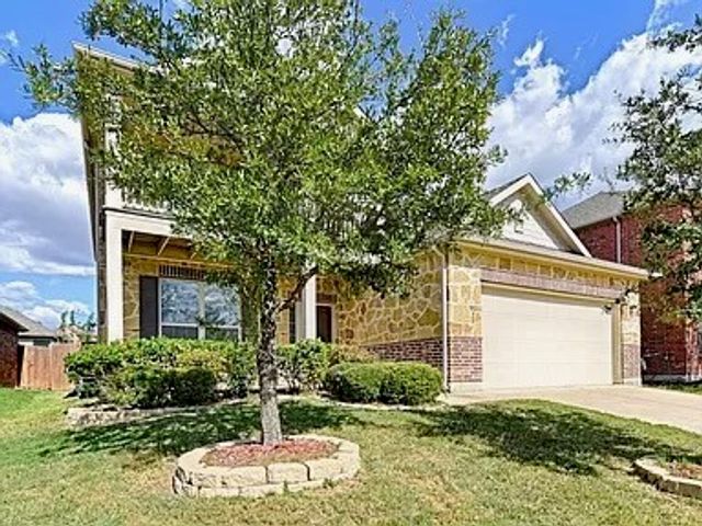 3517 Elm Grove Drive, Fort Worth, TX 76244