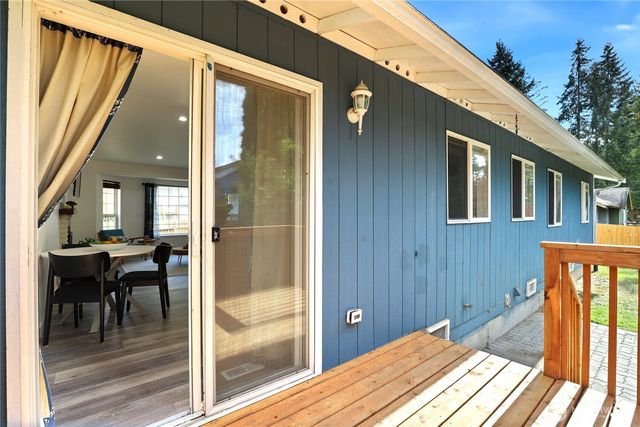 7017 E Firefly Court, Port Orchard, WA 98366