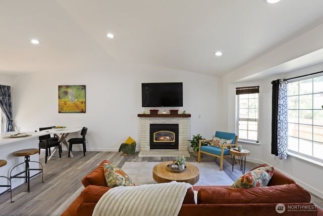 7017 E Firefly Court, Port Orchard, WA 98366