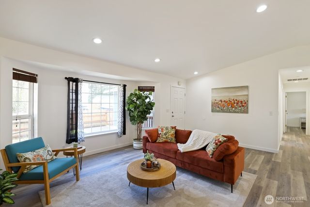 7017 E Firefly Court, Port Orchard, WA 98366