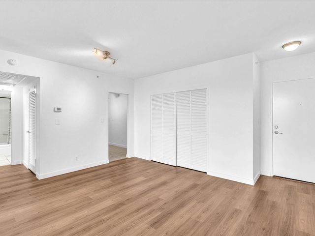 3001 S Ocean Dr 439, Hollywood, FL 33019