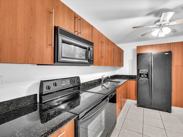 3001 S Ocean Dr 439, Hollywood, FL 33019