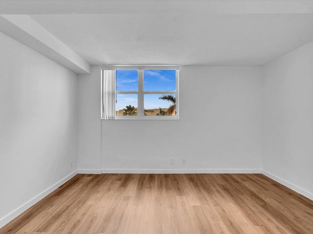 3001 S Ocean Dr 439, Hollywood, FL 33019