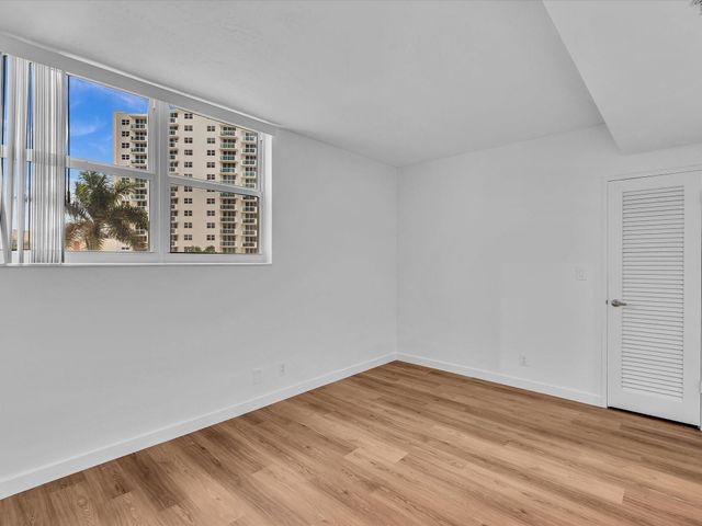 3001 S Ocean Dr 439, Hollywood, FL 33019