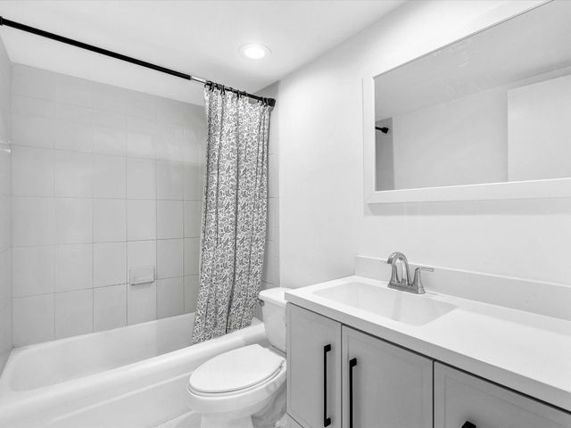 3001 S Ocean Dr 439, Hollywood, FL 33019