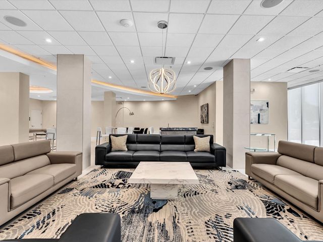 3001 S Ocean Dr 439, Hollywood, FL 33019