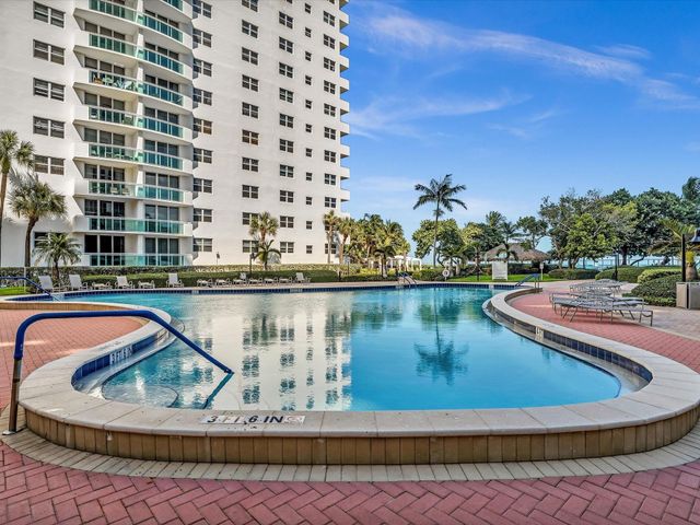3001 S Ocean Dr 439, Hollywood, FL 33019