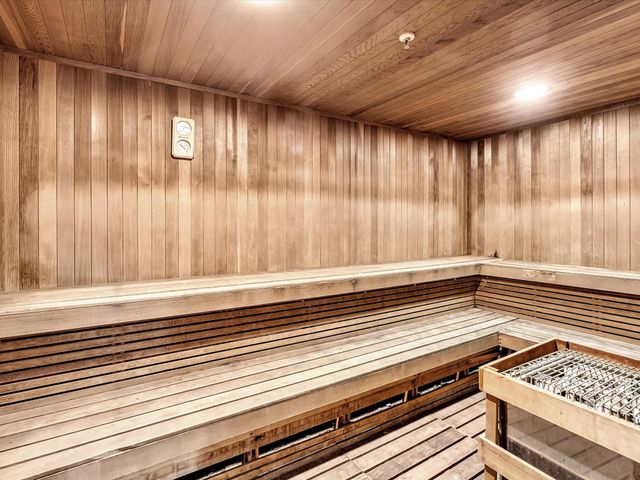 3001 S Ocean Dr 439, Hollywood, FL 33019