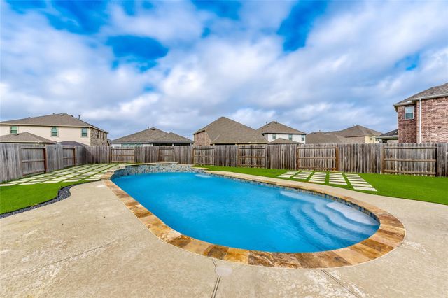 7603 Royal Oasis Lane, Cypress, TX 77433