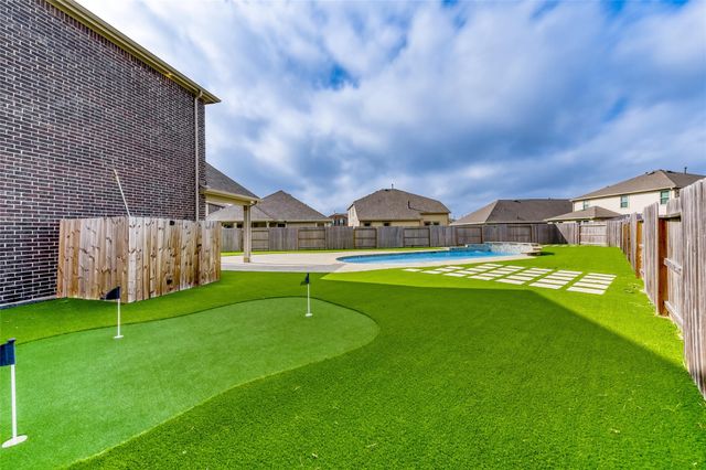 7603 Royal Oasis Lane, Cypress, TX 77433