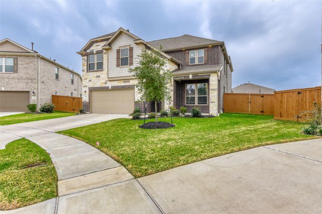 7603 Royal Oasis Lane, Cypress, TX 77433