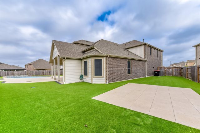 7603 Royal Oasis Lane, Cypress, TX 77433