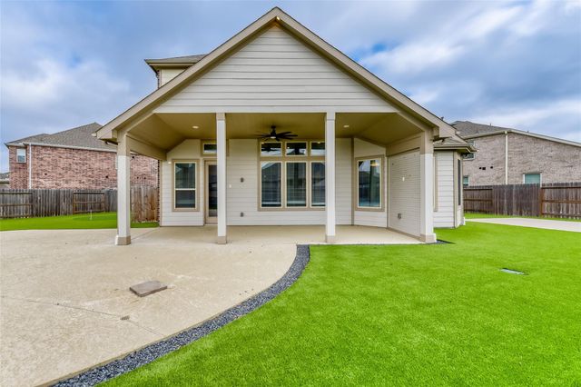 7603 Royal Oasis Lane, Cypress, TX 77433