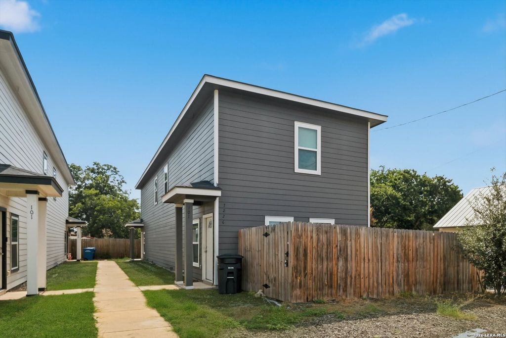 7226 Briar Pl Unit 102, San Antonio, TX 78221