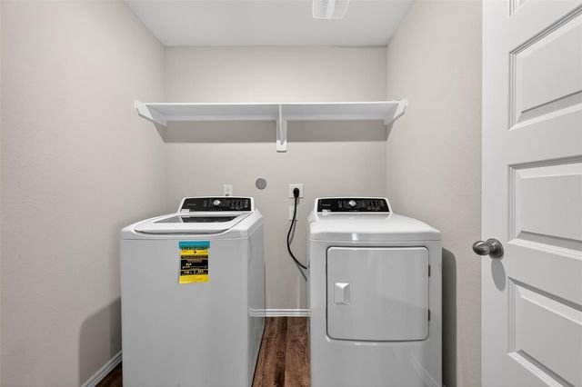 79 Courageous Way, Magnolia, TX 77354