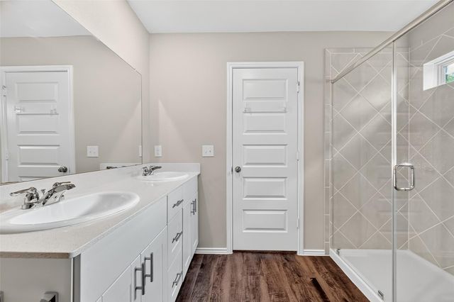 79 Courageous Way, Magnolia, TX 77354