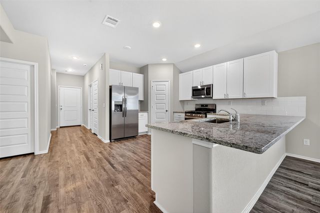 79 Courageous Way, Magnolia, TX 77354