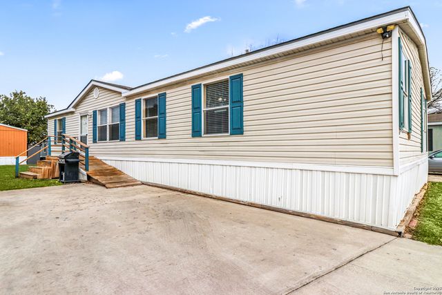 191 Navajo Blanket, San Antonio, TX 78223