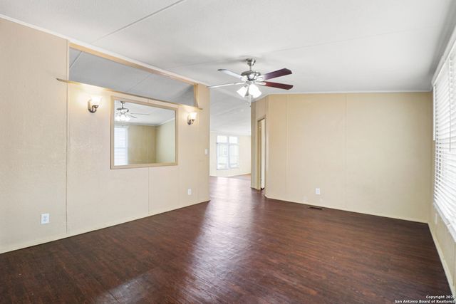 191 Navajo Blanket, San Antonio, TX 78223