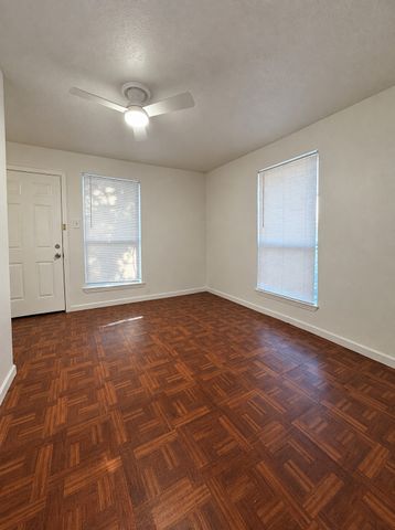 3110 Roby Street, Dallas, TX 75215