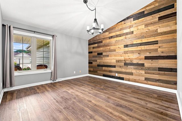 4094 W Whispering Ridge PASS, Franklin, WI 53132