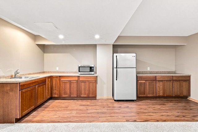 4094 W Whispering Ridge PASS, Franklin, WI 53132