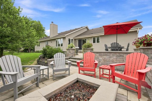 4094 W Whispering Ridge PASS, Franklin, WI 53132