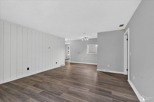 1028 Carlton Drive, Milan, MI 48160
