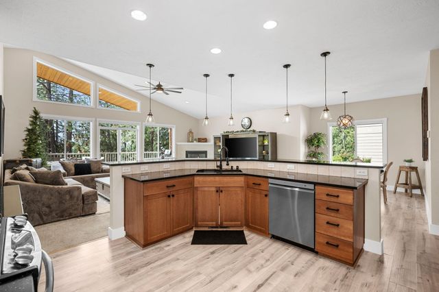 3515 W EXCELL Ln, Spokane, WA 99208