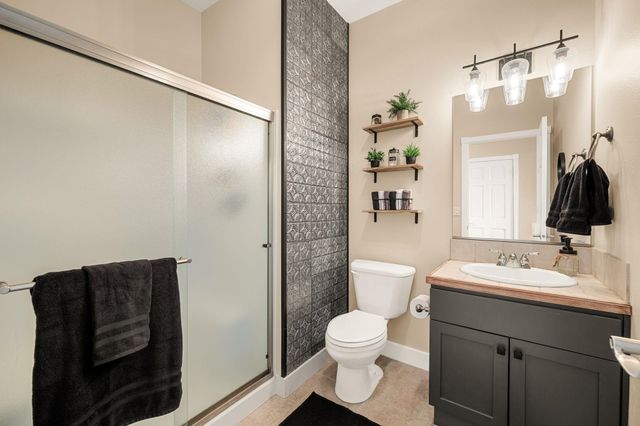 3515 W EXCELL Ln, Spokane, WA 99208