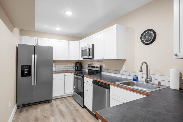 3515 W EXCELL Ln, Spokane, WA 99208