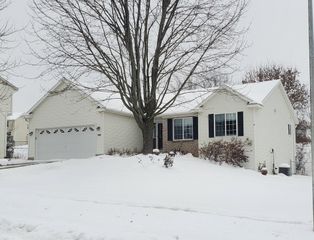 241 Glendale Drive NE, Rockford, MI 49341