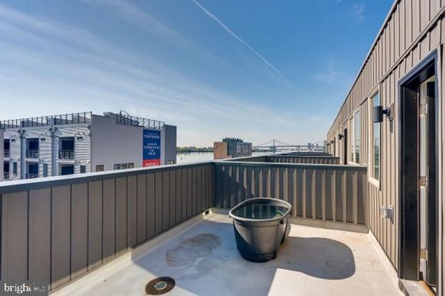 2008 NORTHBANK PL, Philadelphia, PA 19125