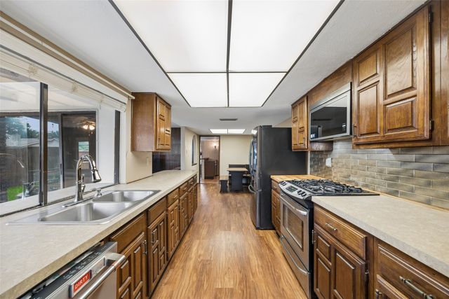 1704 California Trail, Plano, TX 75023