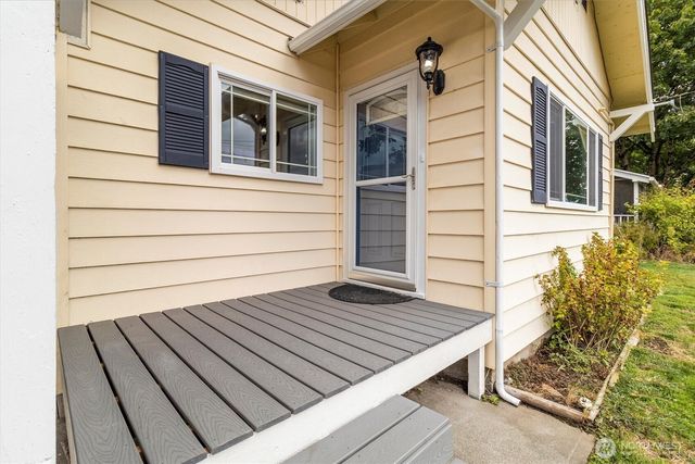 310 Second Street, Sumas, WA 98295