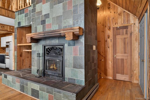 27 Manchester Road, Rock Hill, NY 12775