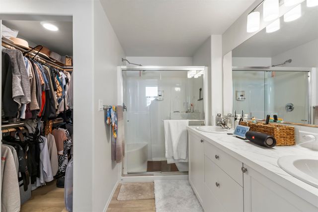 19674 E 3RD Ln, Greenacres, WA 99016