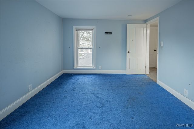 160 Waterman Street, Lockport City, NY 14094