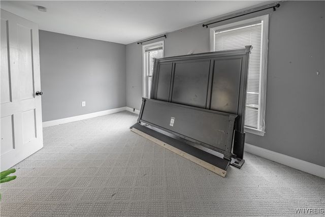 160 Waterman Street, Lockport City, NY 14094