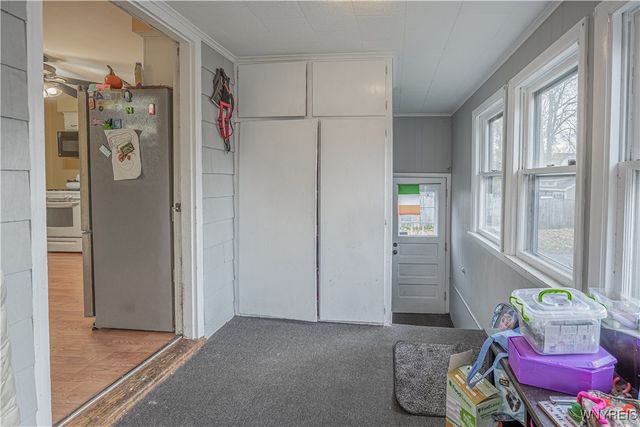 160 Waterman Street, Lockport City, NY 14094