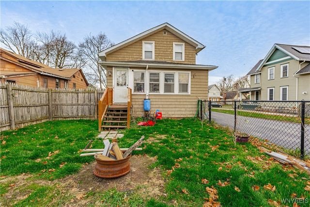 160 Waterman Street, Lockport City, NY 14094