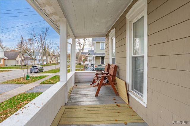 160 Waterman Street, Lockport City, NY 14094