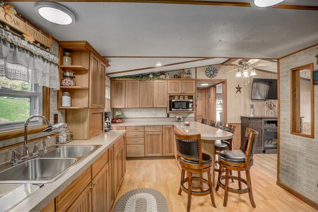 1921 Poplar Ridge Road, Melbourne, KY 41059