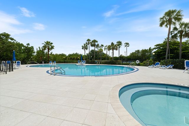 6301 Gulf Of Mexico Boulevard # 301, Marathon, FL 33050