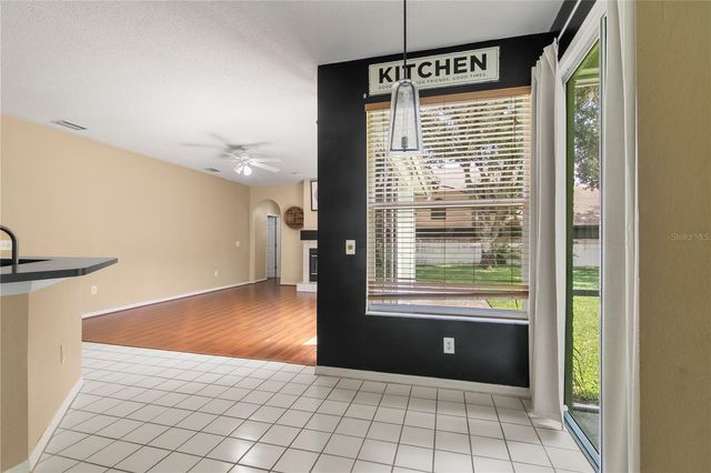 17715 HAMPSHIRE OAK DRIVE, Tampa, FL 33647