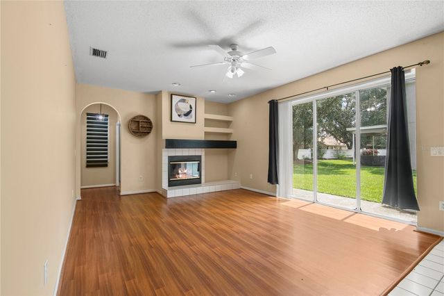 17715 HAMPSHIRE OAK DRIVE, Tampa, FL 33647